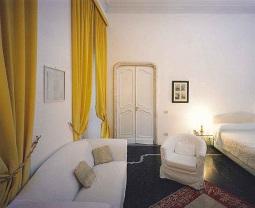 Locanda Di Palazzo Cicala Генуя Экстерьер фото