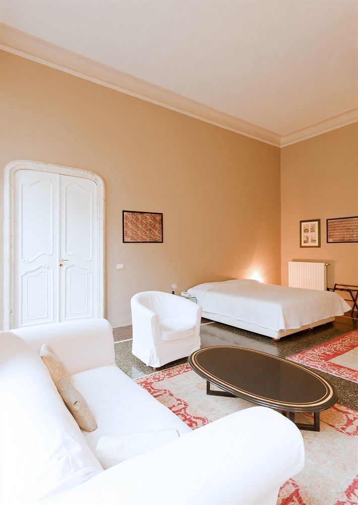 Locanda Di Palazzo Cicala Генуя Экстерьер фото